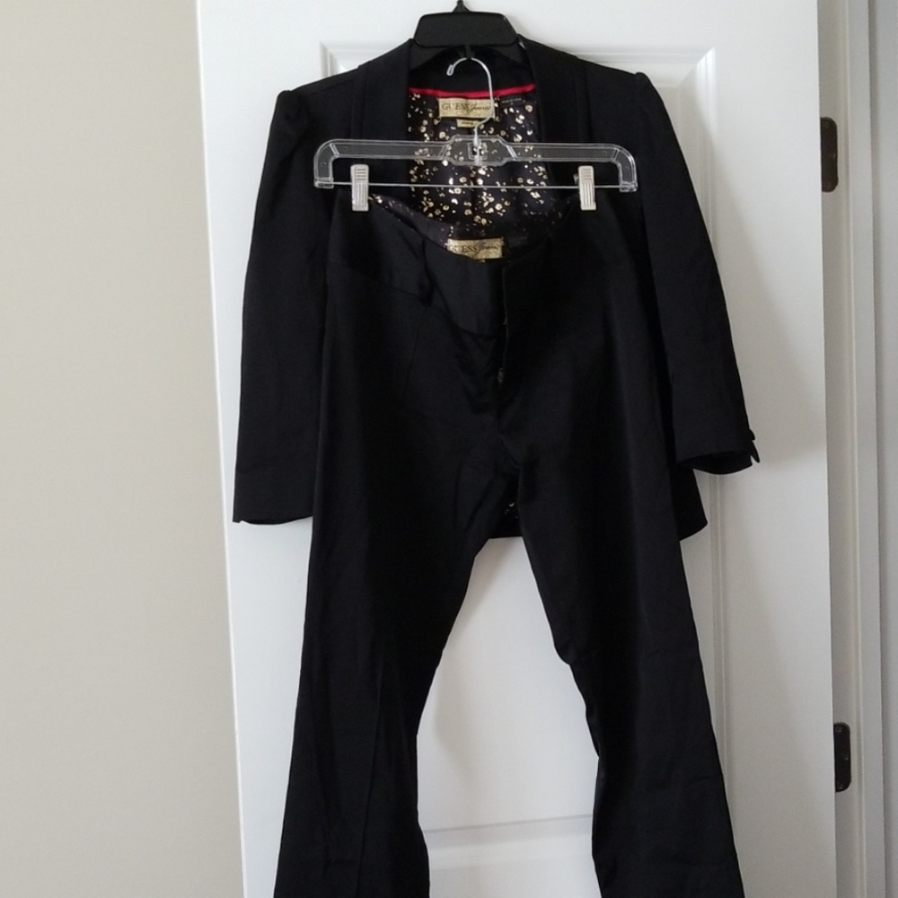 Guess suit
